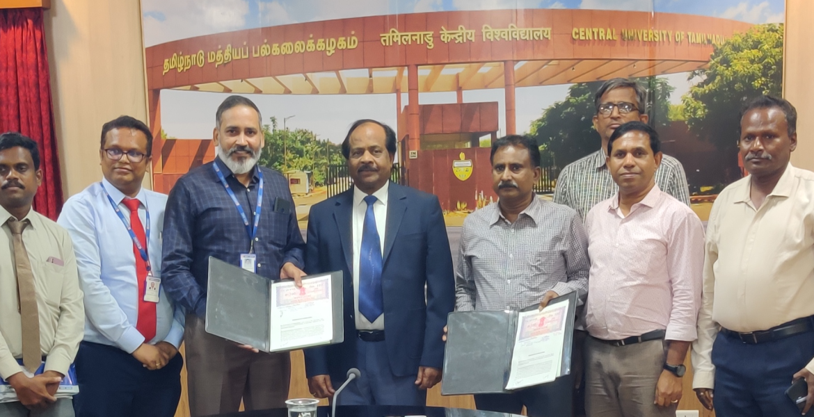 CUTN signed MoU with HDFC Bank Limited in the presence Vice-Chancellor Prof. M. Krishnan, VC on 20-07-2023