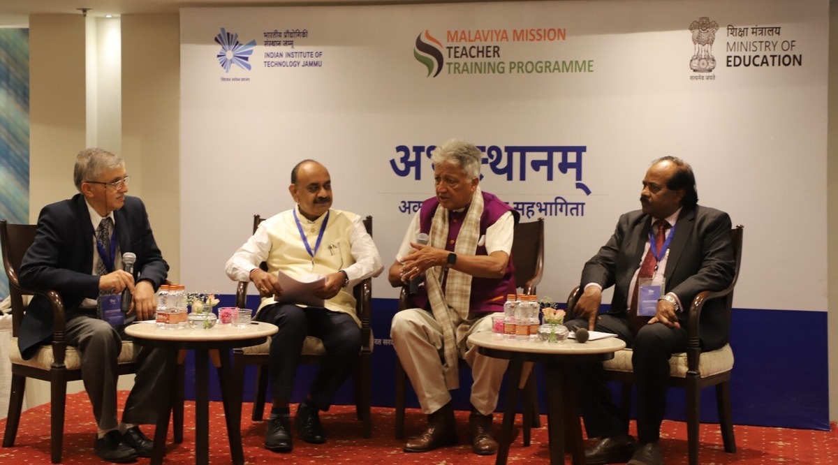 VC-Jammu-visit-photo1-23072024